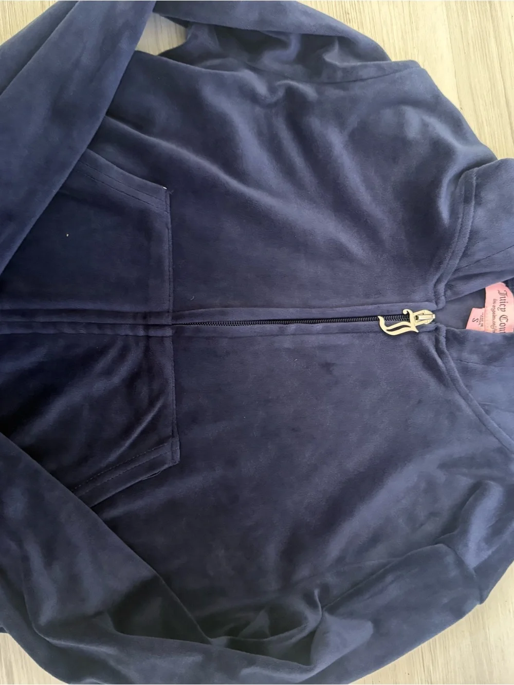 Juicy Couture Navy Blue Hoodie And Shorts - Picture 3 of 5